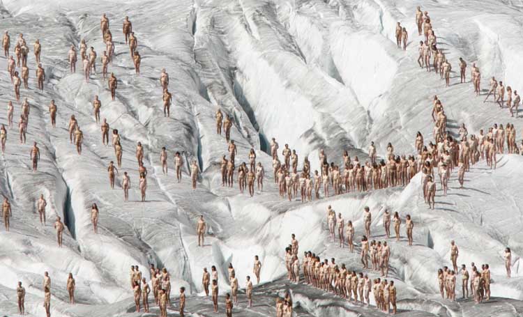 Спенсер Туник в ледниках (11 фото)